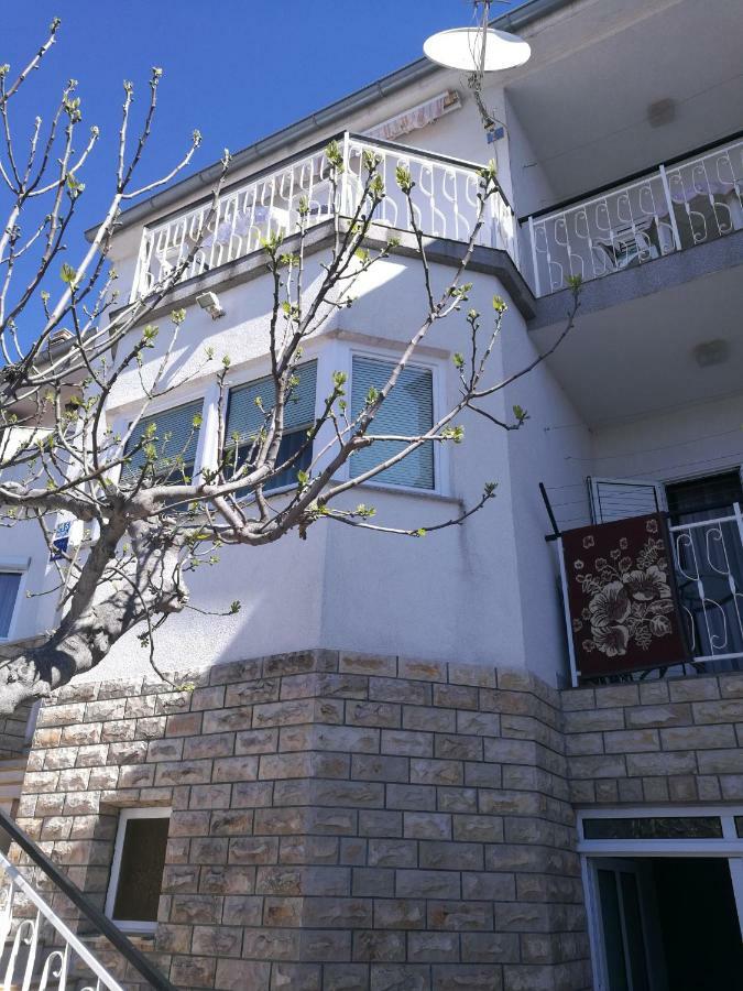 Apartman Ban 브로다리카 외부 사진