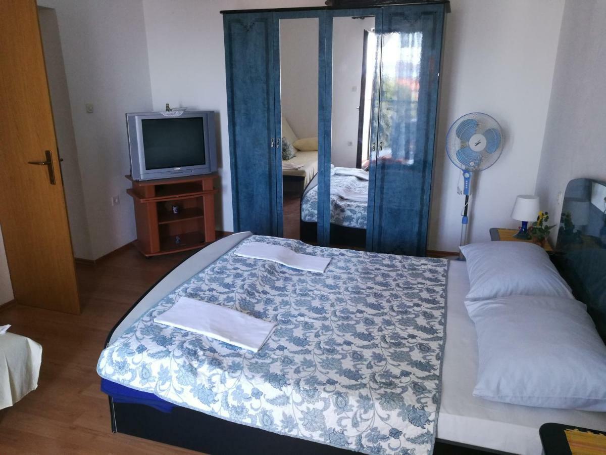 Apartman Ban 브로다리카 외부 사진